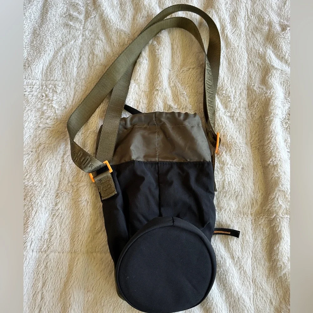 Nike Jordan Water Bottle Crossbody Bag